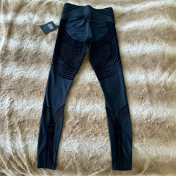 Savage X Fenty Black Leggings - Picture 6 of 16